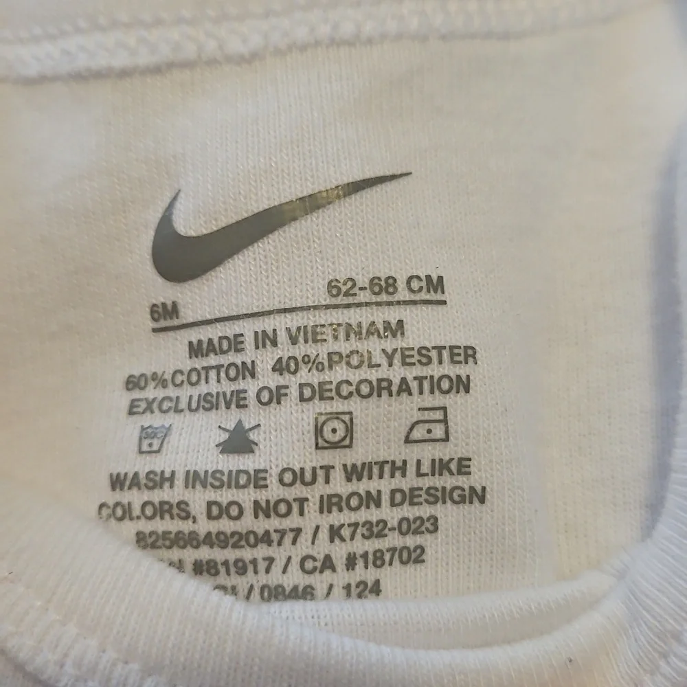 Baby Nike Baby Apparel Set - Tan, Gray, White, Black - Picture 5 of 7